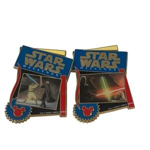 Disney Pins Set of 2 Star Wars Weekends Yoda Obi-Wan Count Dooku Lightsaber LE